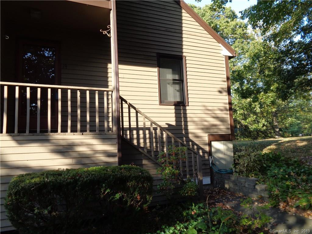 19 Eagle Rock Circle - Photo 3 of 34