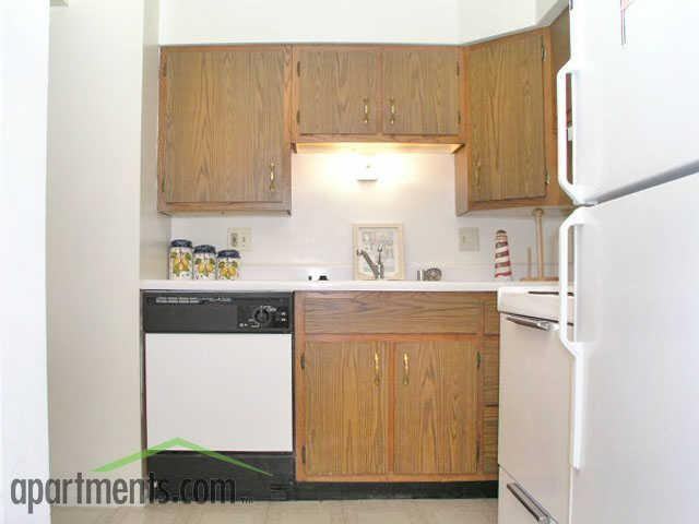 The Oaks - Photo 3 of 19