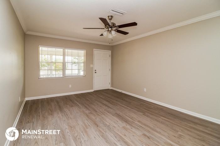 1729 Puritan Avenue - Photo 3 of 16