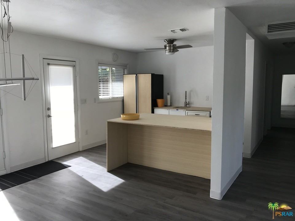 1125 Sunny Dunes Road - Photo 2 of 11