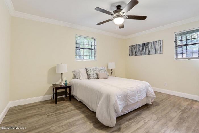 206 Spring Street - Photo 3 of 12