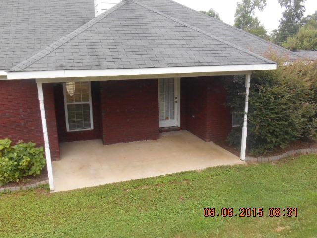 3208 Thornberry Cir - Photo 3 of 16