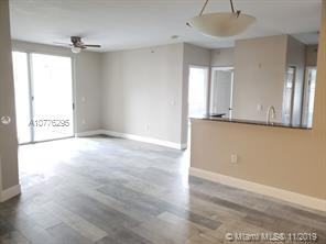 2516 Centergate Dr - Photo 2 of 12