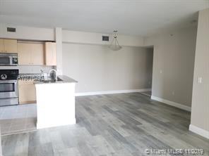 2516 Centergate Dr - Photo 3 of 12