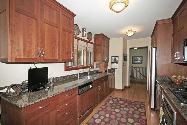 4067 Grove Ave - Photo 3 of 19