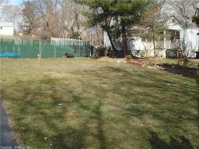 445 High St - Photo 3 of 13