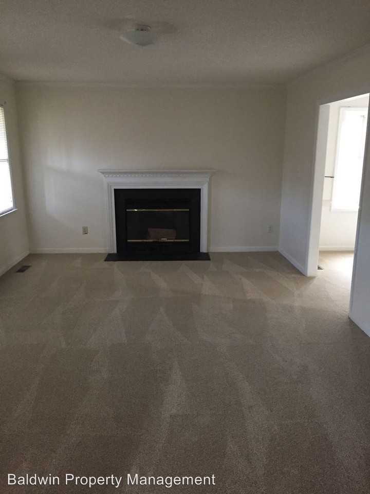 704 Bluffridge Trail - Photo 2 of 13