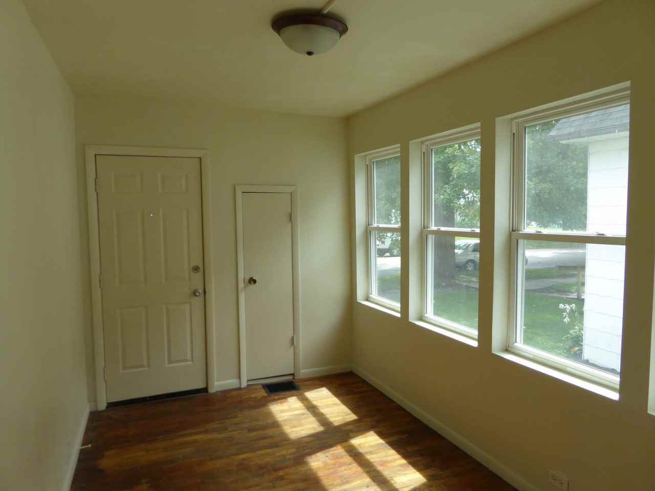 1722 N. 8th St. - Photo 2 of 8