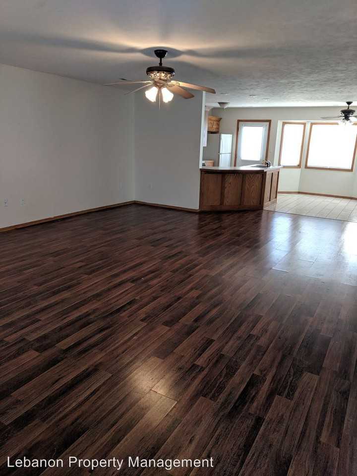 1334 Deadra Drive - Photo 2 of 8