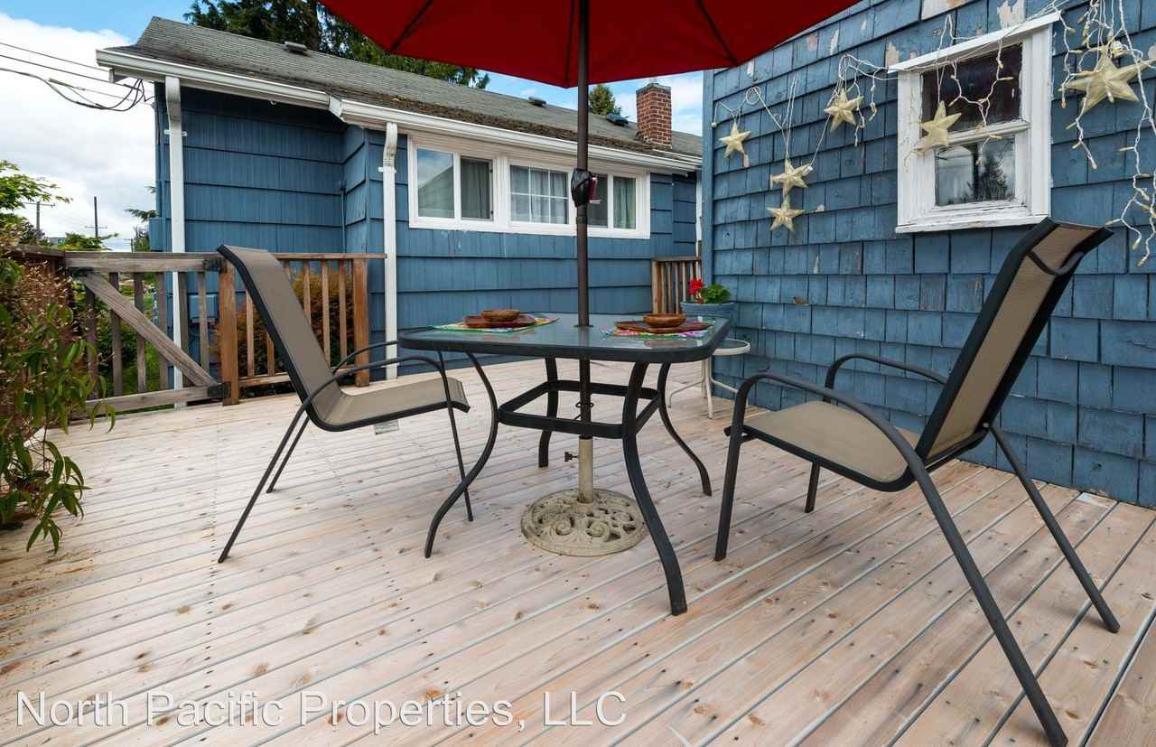 4058 41st Ave Sw - Photo 3 of 11