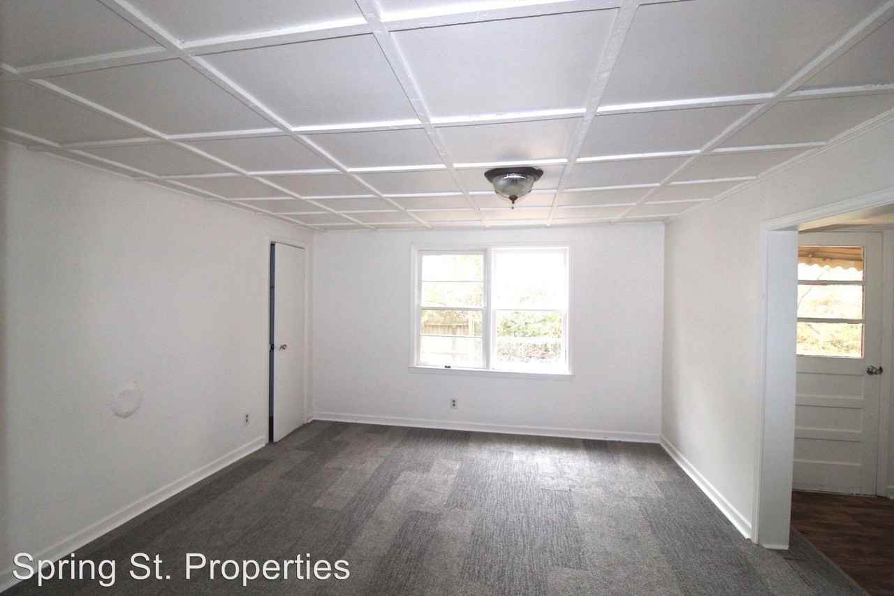 60 Old School House Road - Photo 2 of 12