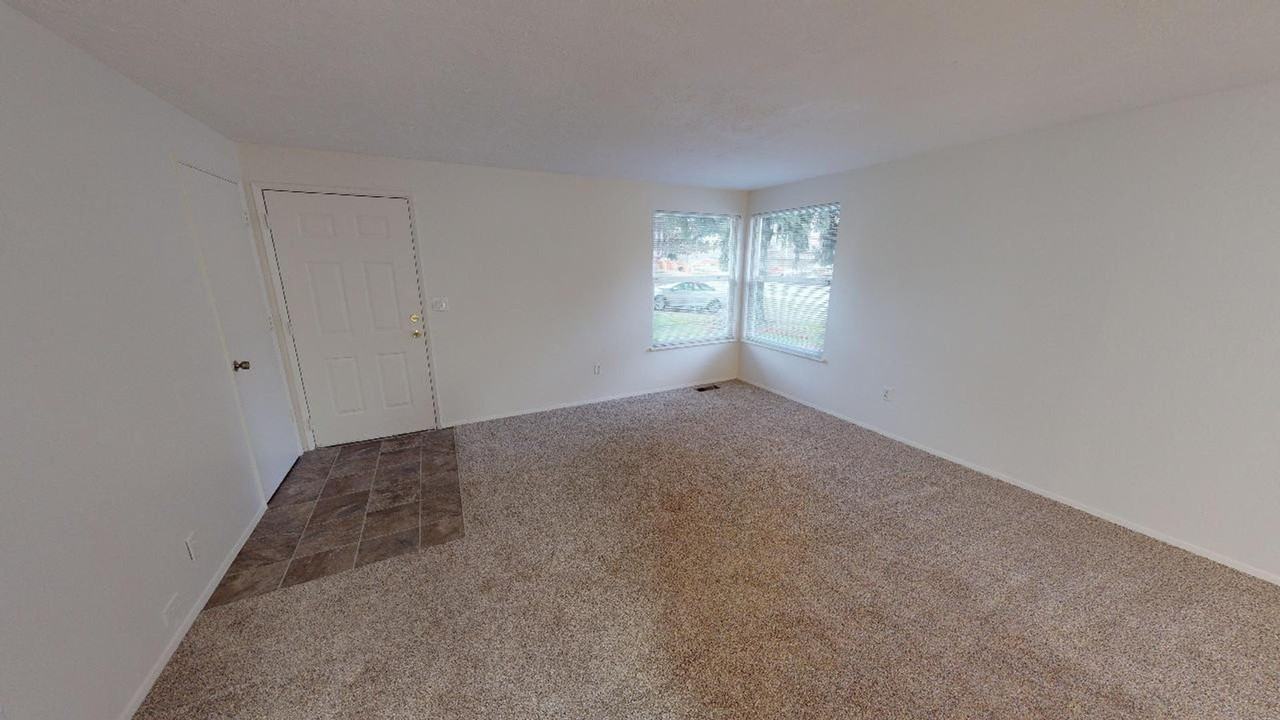 13345 Clairmont Way - Photo 2 of 10