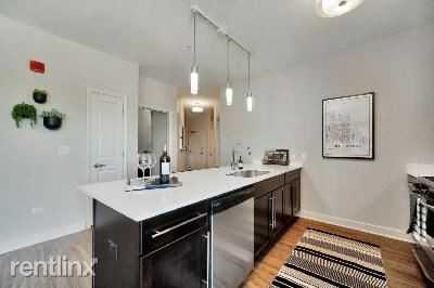 770 Skokie Blvd - Photo 2 of 9