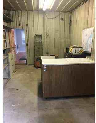 608 Spring St - Photo 3 of 10