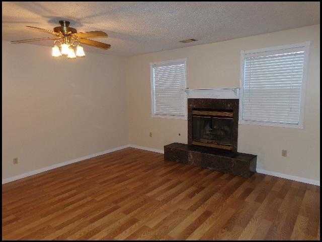 6619 Kenwood Rd - Photo 3 of 9