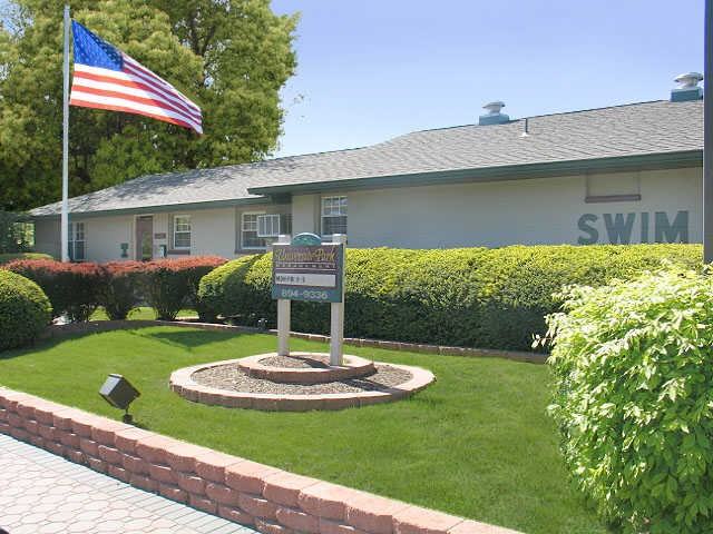 University Park Apartments - Photo 2 of 11