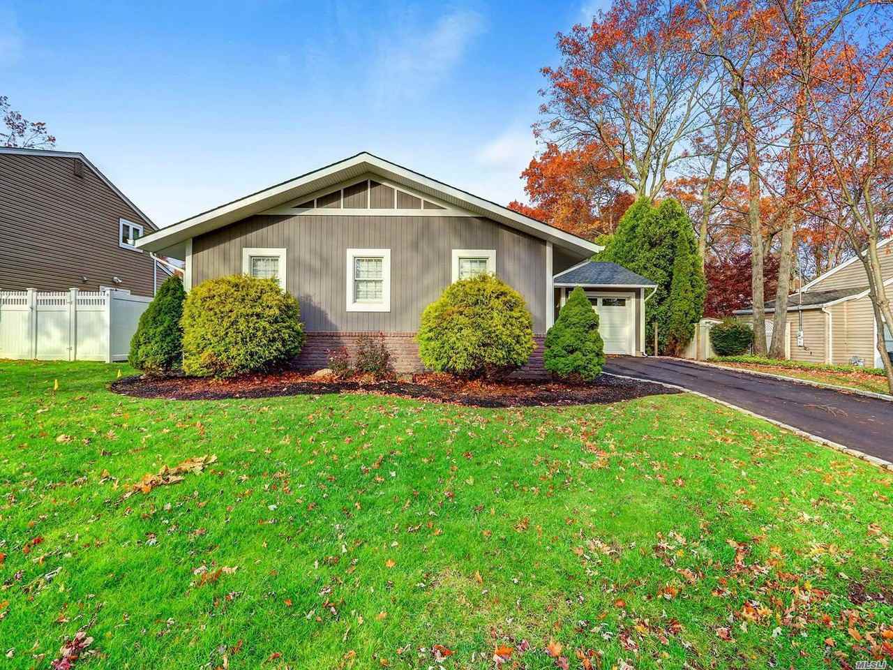 23 Cedarwood Ln - Photo 2 of 17