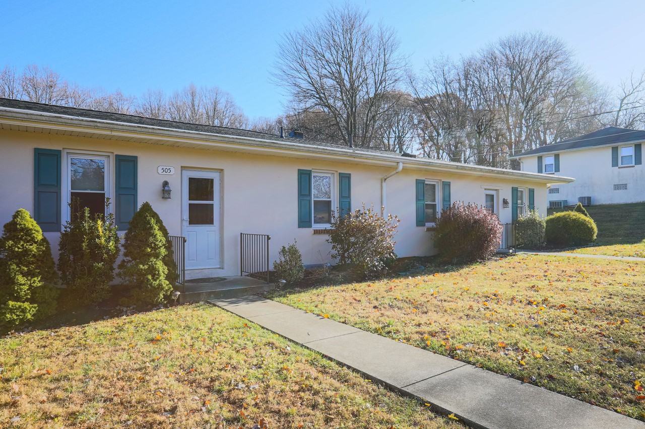 505 Wilgis Road - Photo 2 of 26