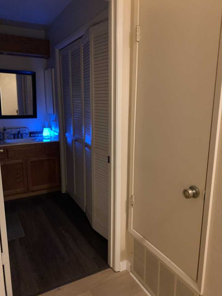 814 Devonwood #814 - Photo 3 of 20