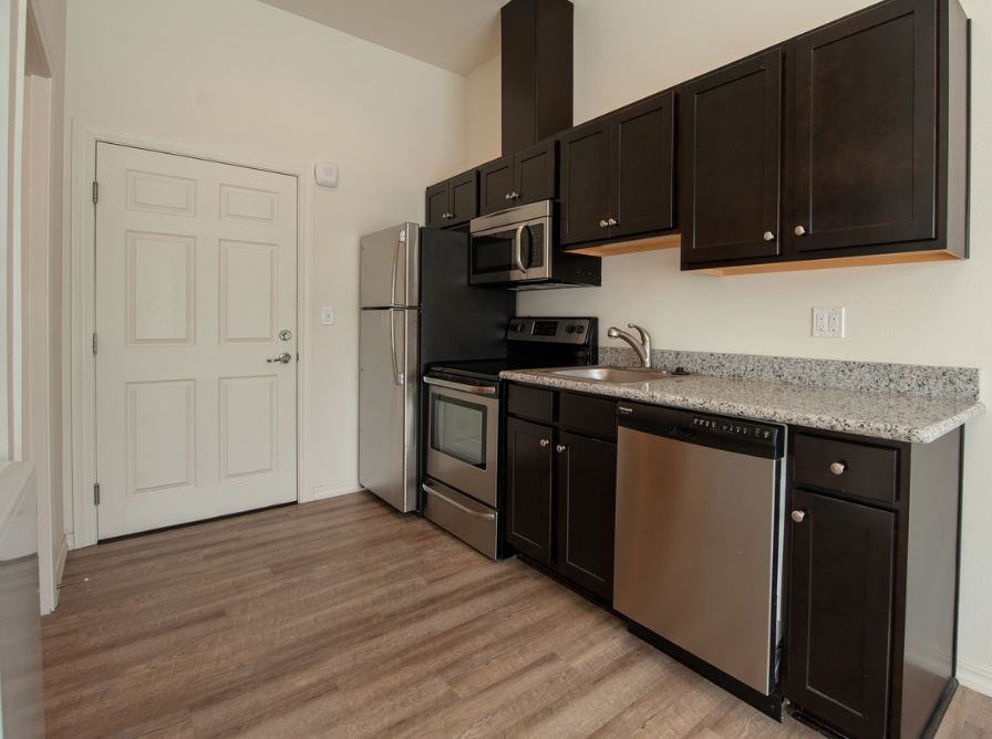 Tabor Burnside Apartments - Photo 3 of 4