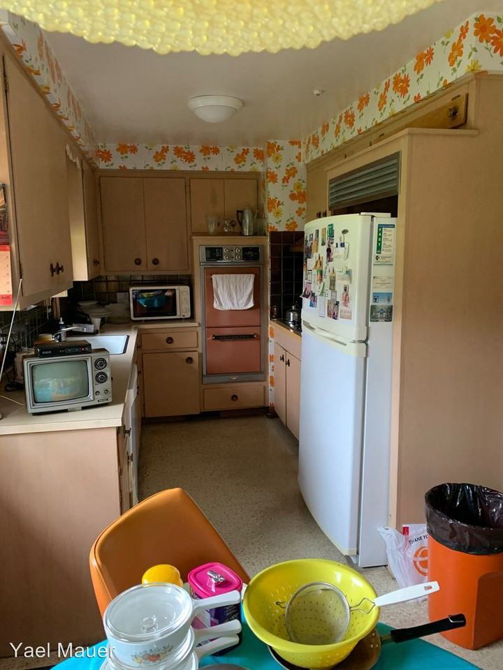 24465 Sittingbourne Ln - Photo 2 of 5