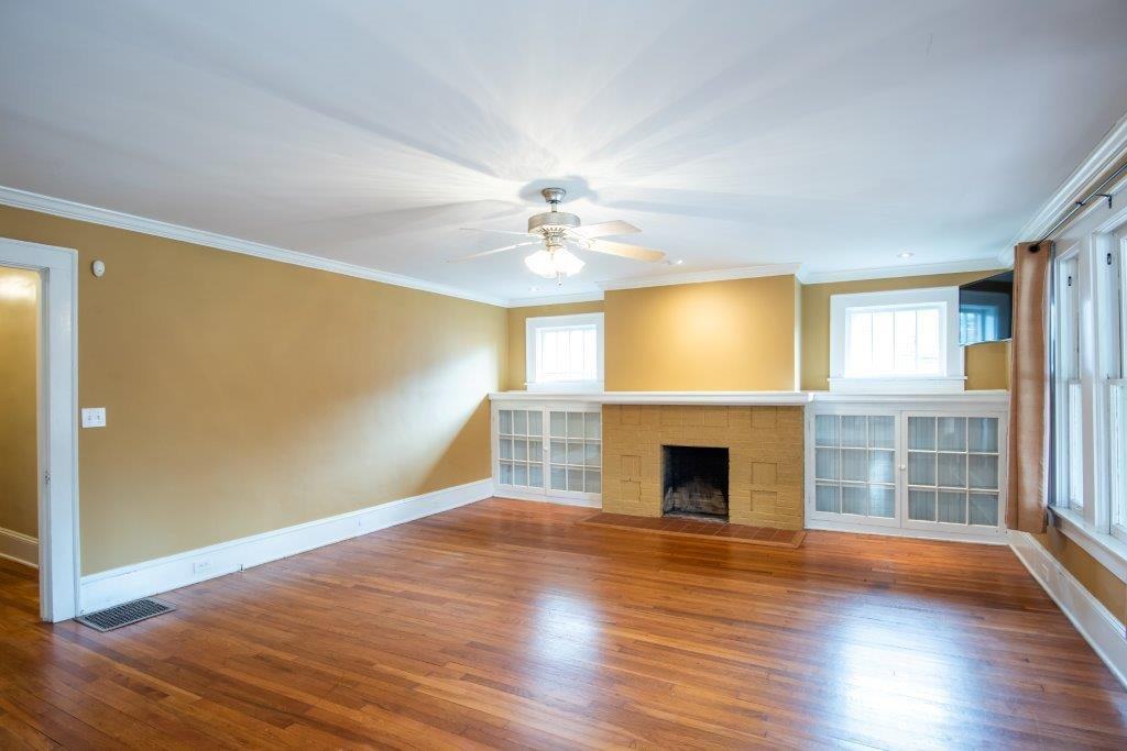 535 Mellview Ave Sw - Photo 3 of 15