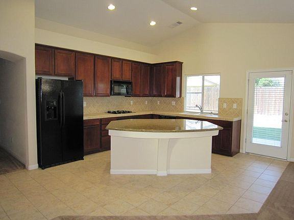 13400 Cheyenne Mountain Dr - Photo 3 of 6