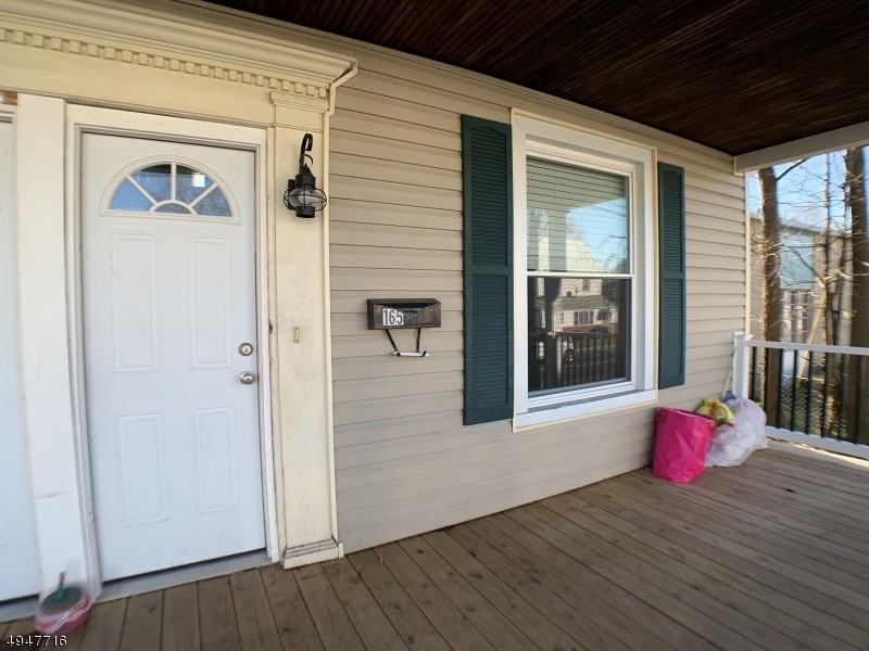 165 W Washington Ave - Photo 2 of 12