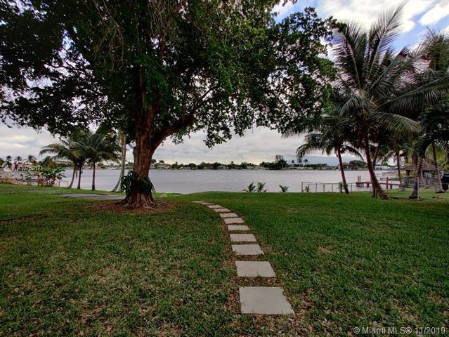 8110 NW 185th St - Photo 2 of 10