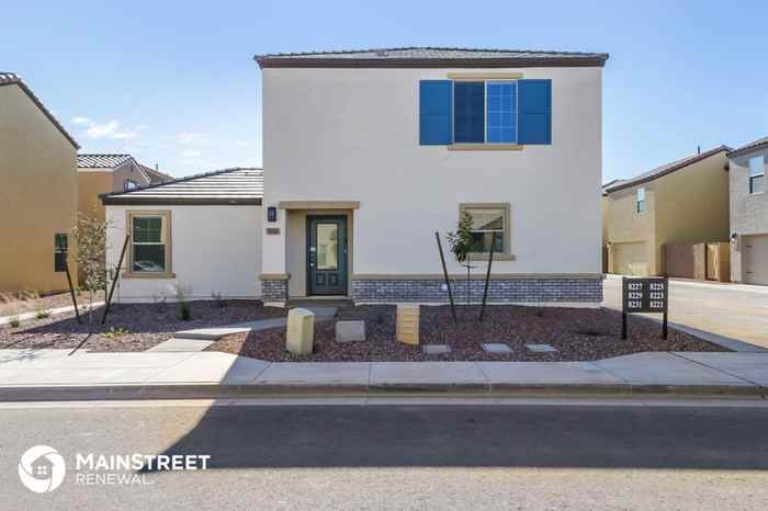 8221 West Albeniz Place - Photo 2 of 18