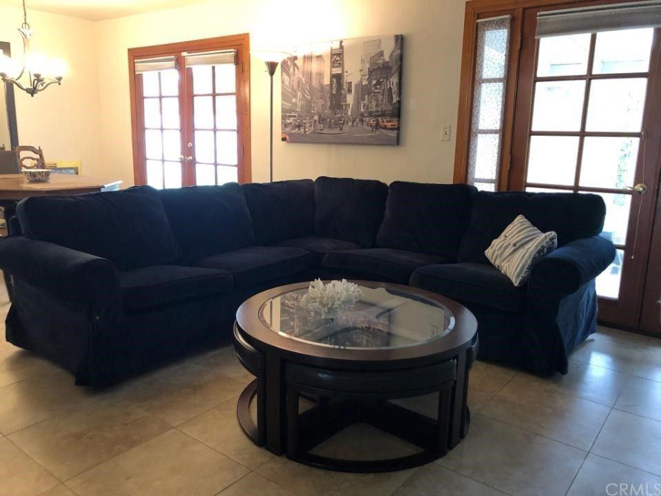 5004 N Crescent St - Photo 3 of 8