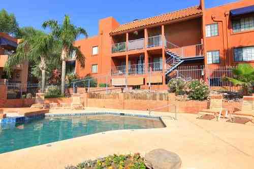 Catalina Crossing - Photo 3 of 38