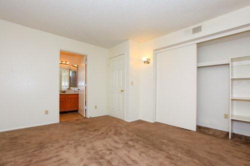 Catalina Crossing - Photo 2 of 38