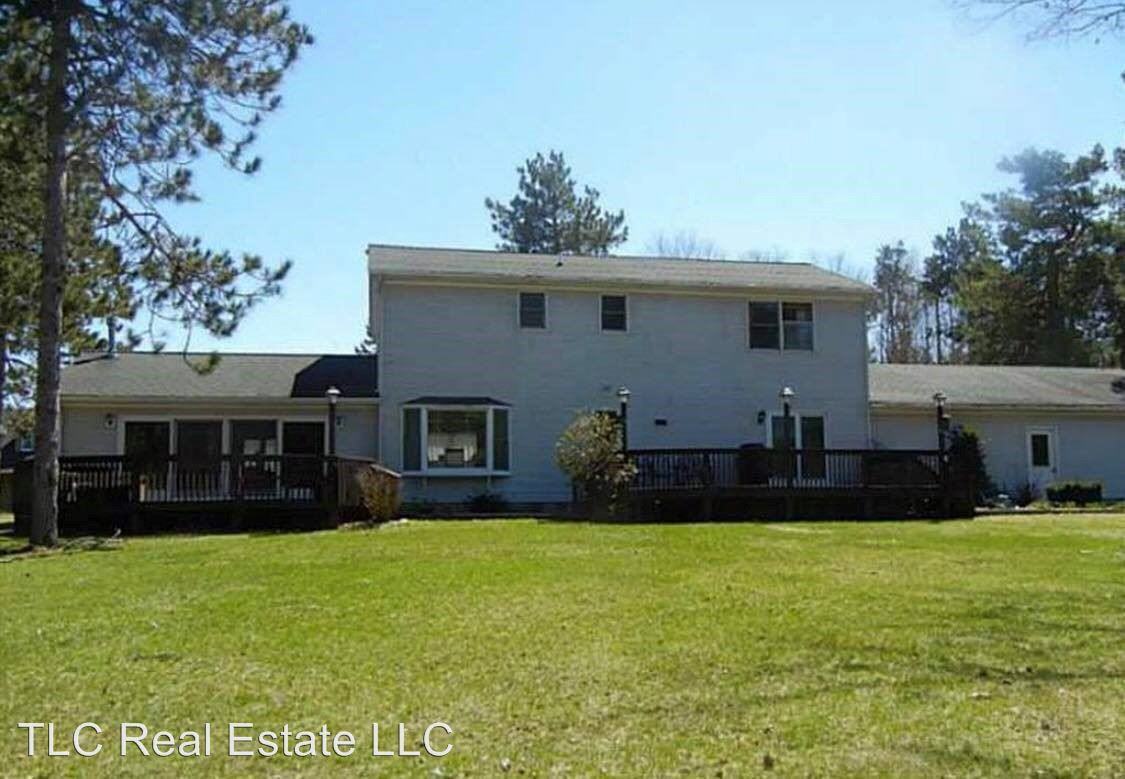 34063 Wellington Circle - Photo 3 of 21