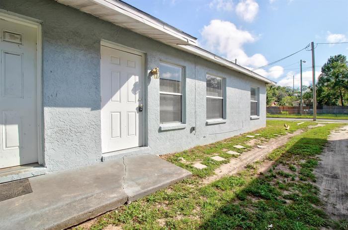 3406 North Whittier Street #B - Photo 2 of 18
