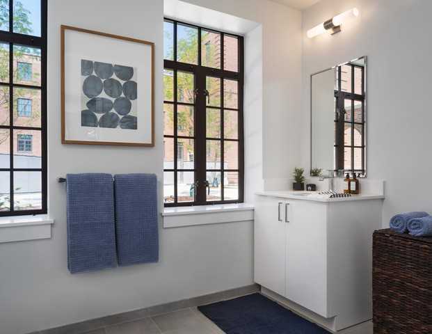 2806 N Leavitt St #102 - Photo 3 of 13