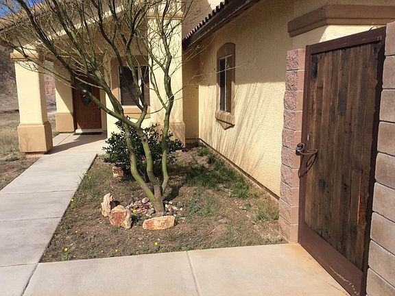 330 Ambrosia Ct - Photo 3 of 14