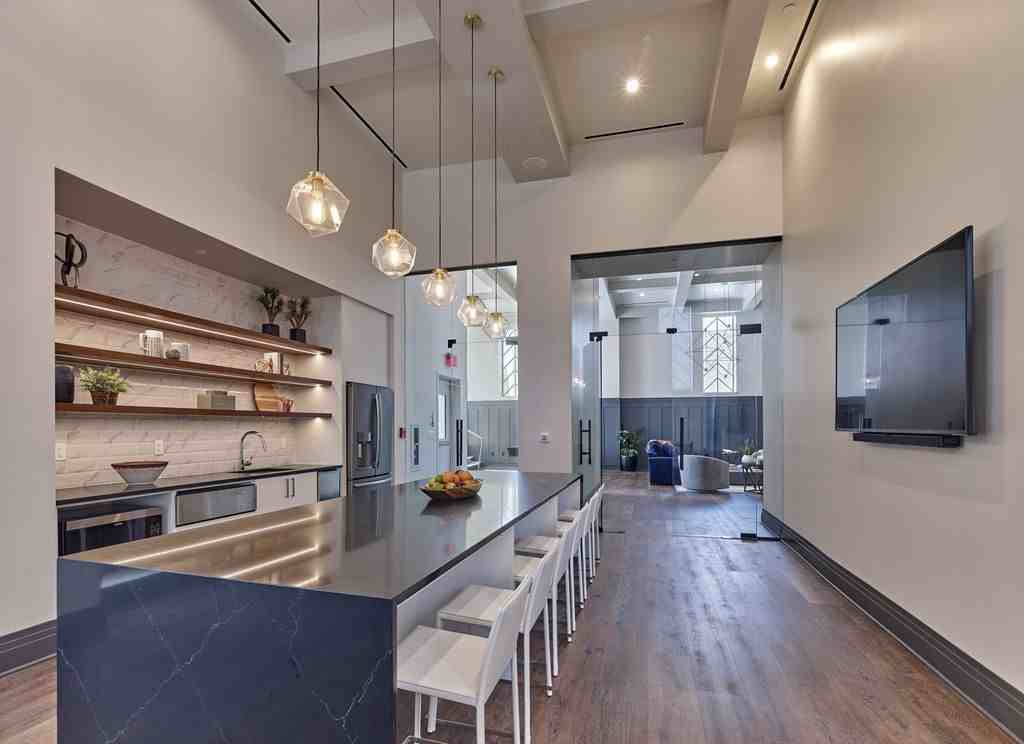 500 Broad Street #8611