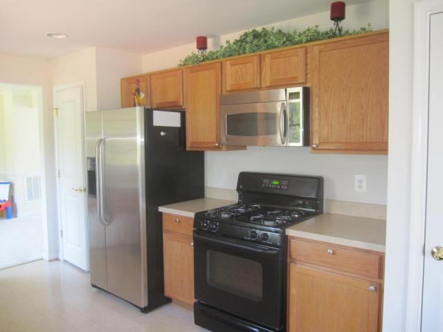 3200 Jasper Hill Ct - Photo 2 of 7