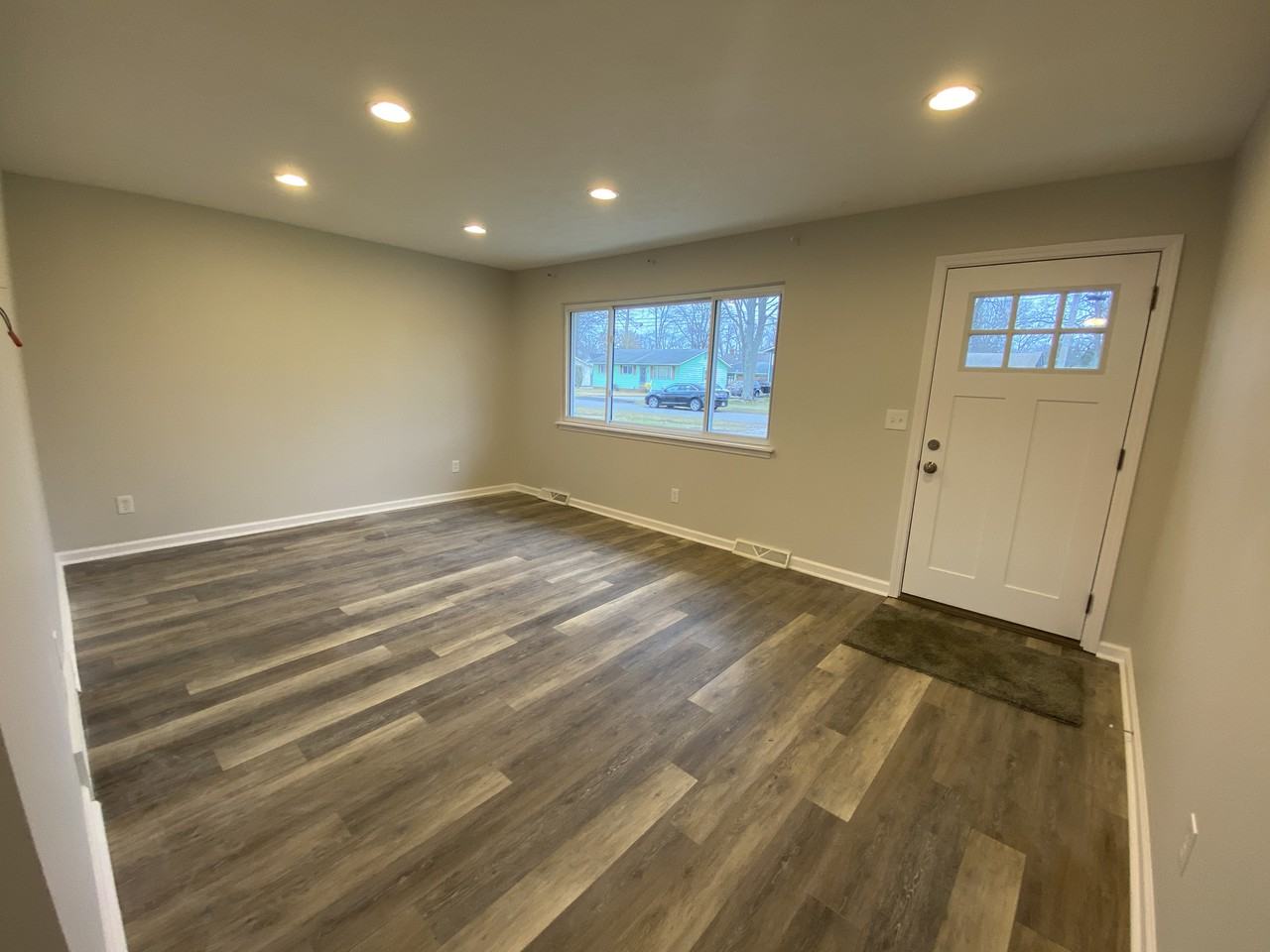 766 Pasadena Ave - Photo 3 of 8