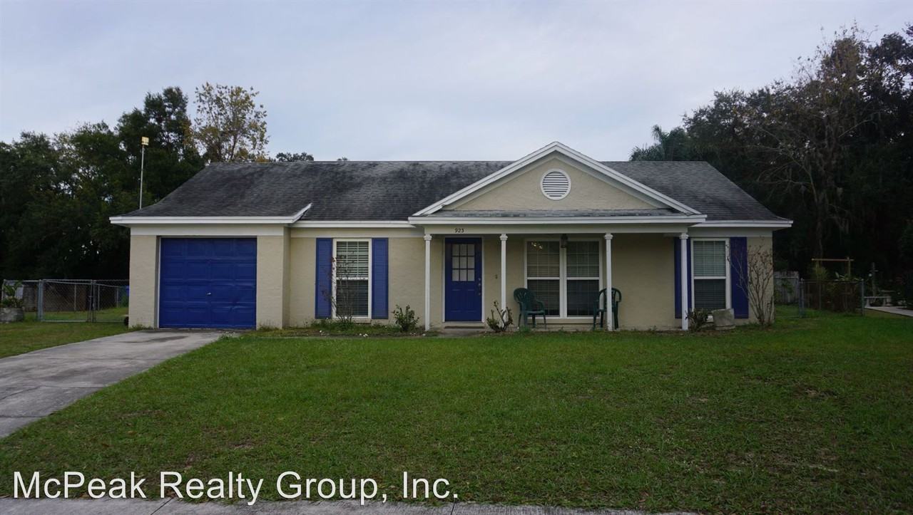 923 Sunridge Point Dr - Photo 2 of 17