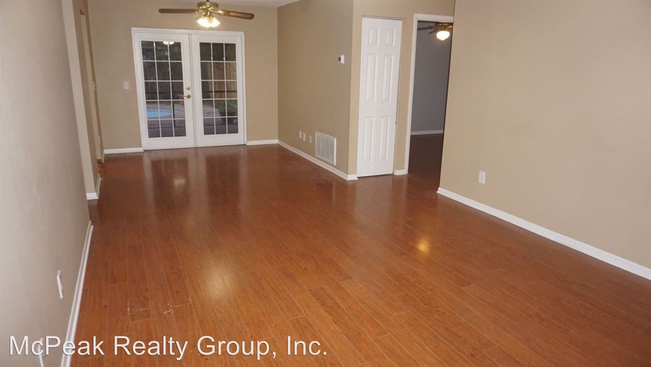 923 Sunridge Point Dr - Photo 3 of 17