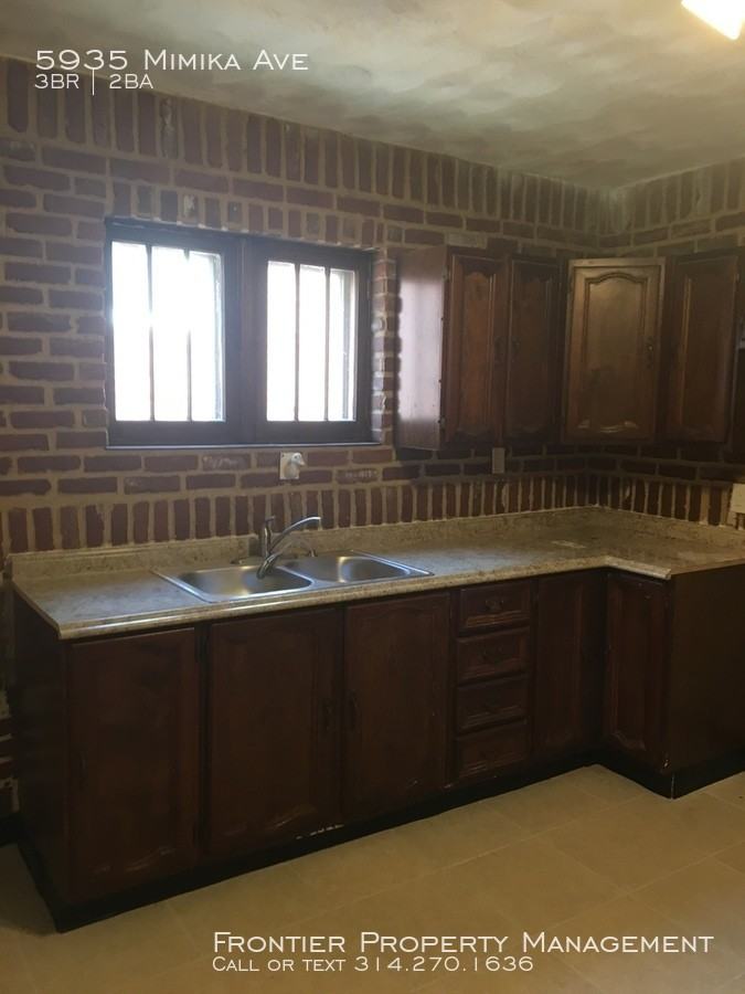 5935 Mimika Ave - Photo 3 of 16