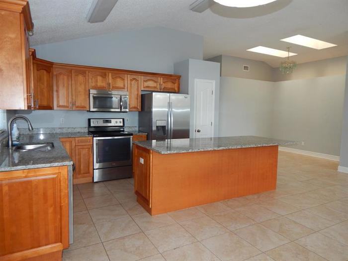 10220 Oasis Palm Drive - Photo 3 of 18