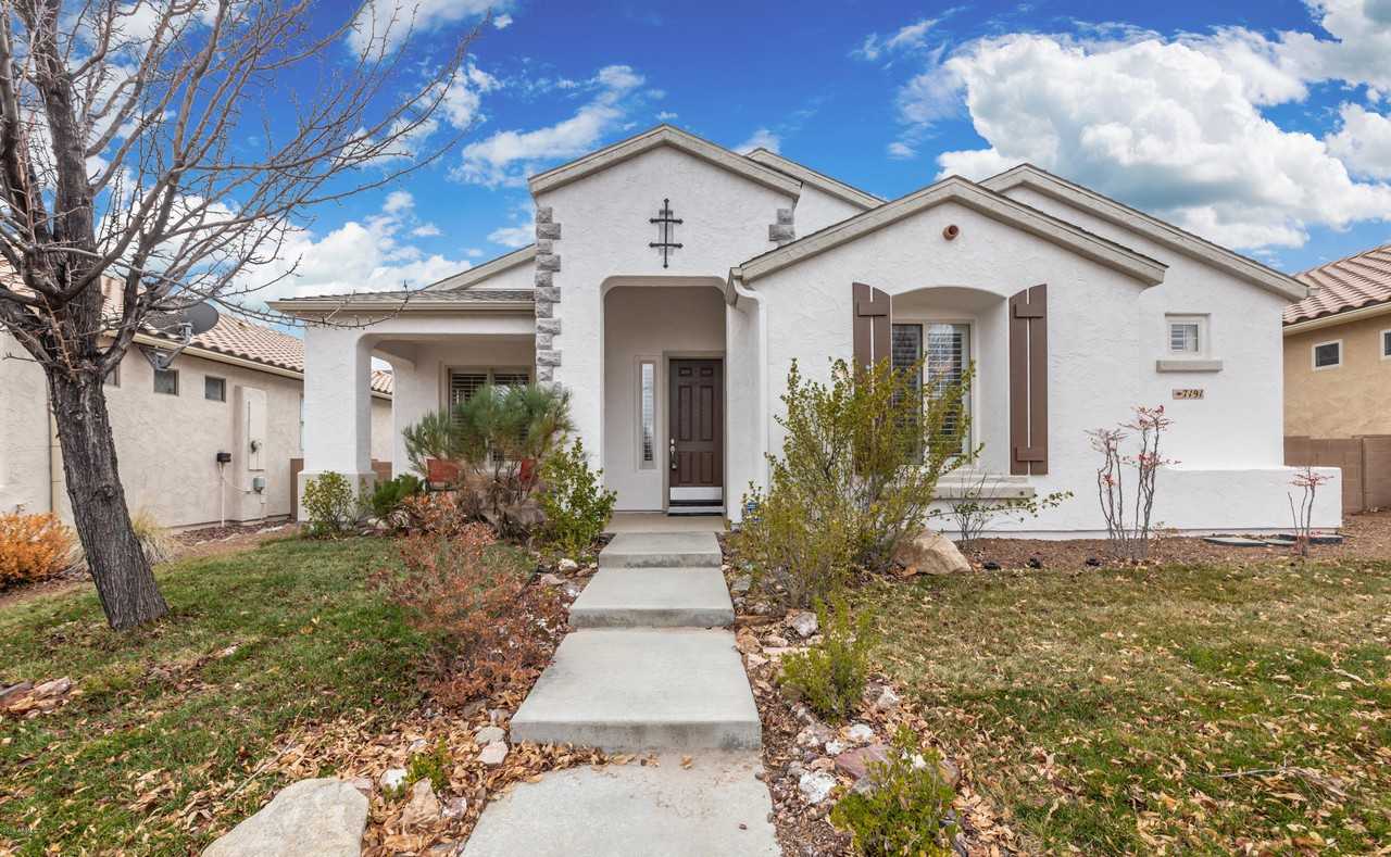 7191 E Goodnight Lane - Photo 2 of 33