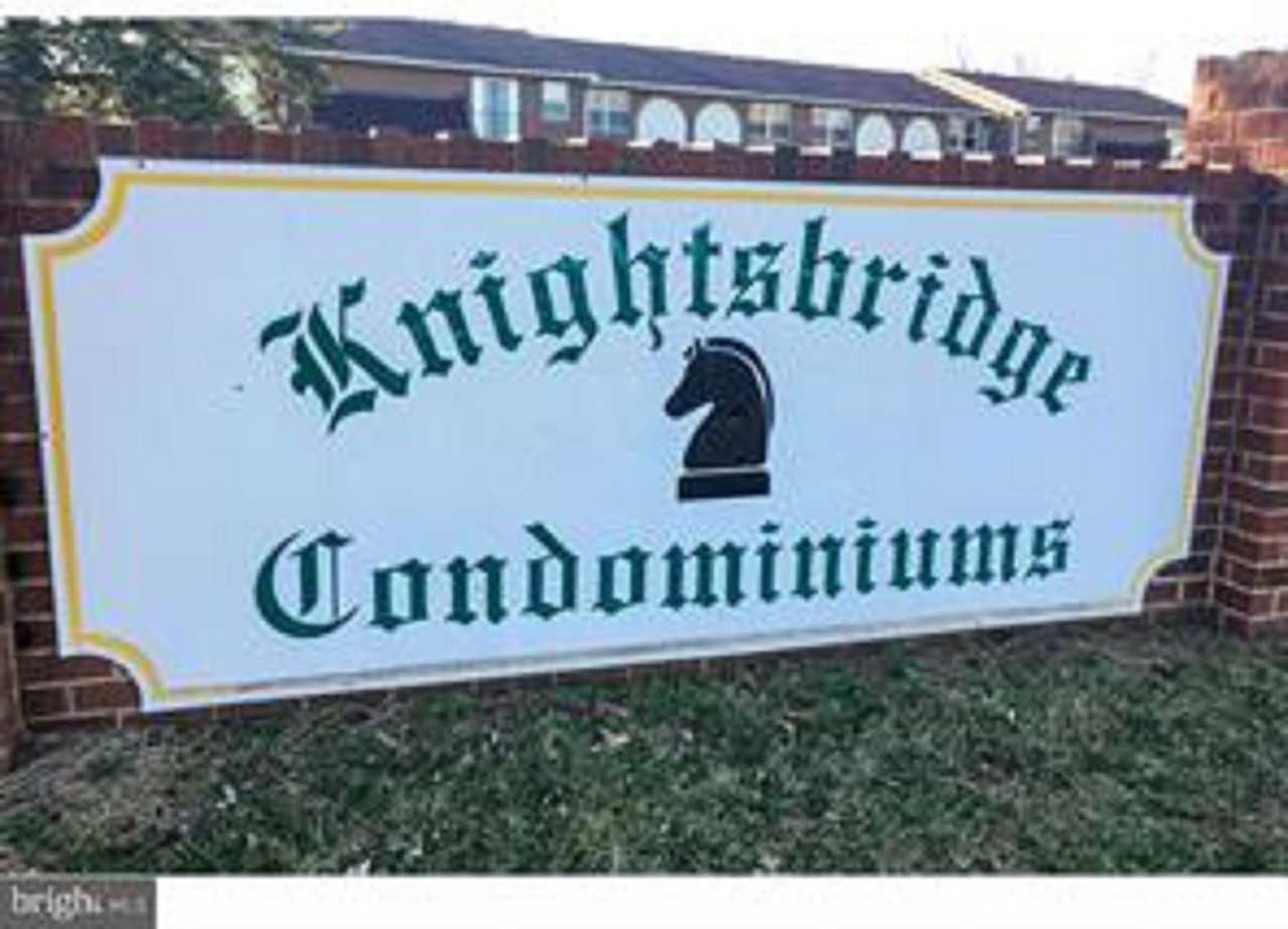 716 Winding Way - Photo 2 of 11