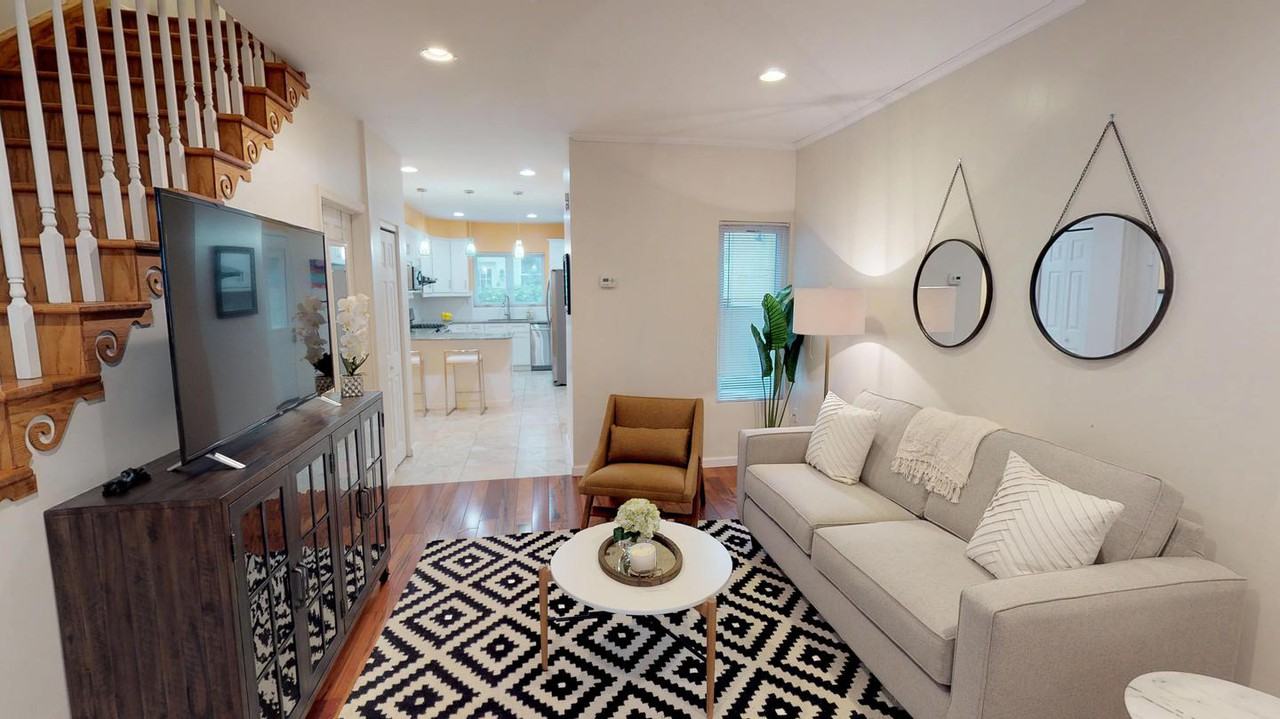 Spacious Bella Vista townhome with amazing patio Apartments in Philadelphia, PA Zumper