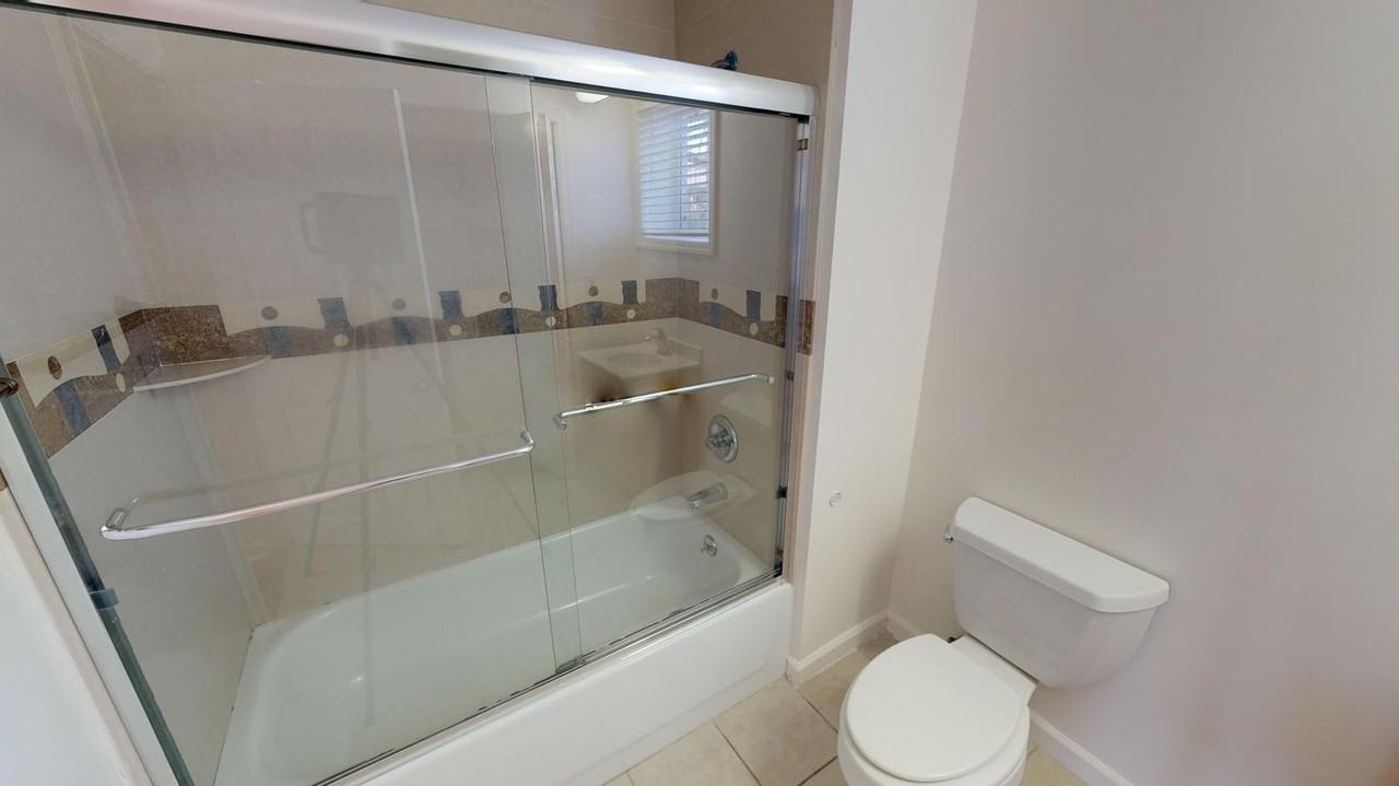 Spacious Outer Sunset home by Ocean Beach - Photo 6 of 9