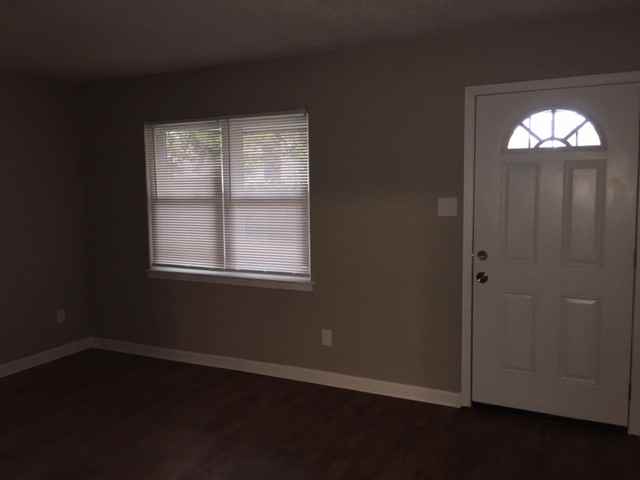 1507 Mary Jane Avenue - Photo 3 of 6