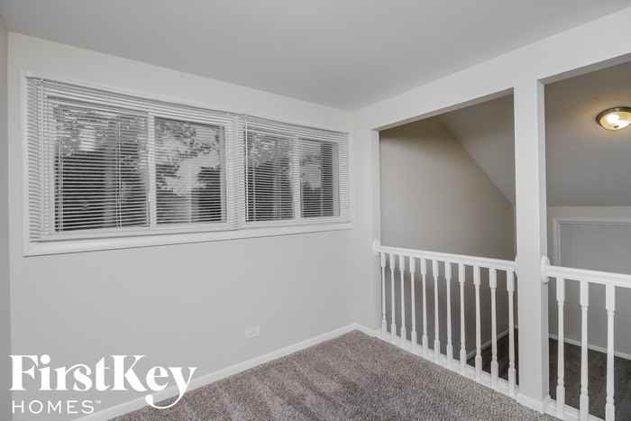 3214 Charlemagne Avenue - Photo 3 of 15